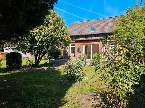 Foto - Mehrfamilienhaus, Wohnhaus in Braunschweig zum Kaufen