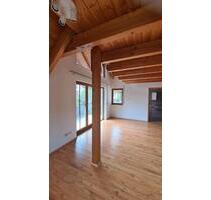 Besondere 3-Zimmer-Maisonette-Wohnung mit Balkon in Engen