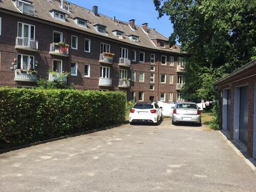 Foto - Stellplatz Hinterhof 22337 HH nahe Flughafen