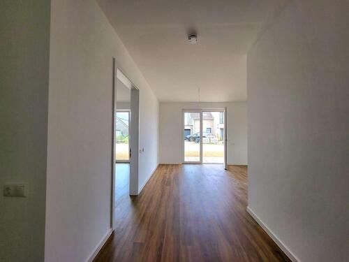 Foto - Rollstuhlgerechte Neubauwohnung mit Einbauküche und Terrasse – WBS erforderlich!