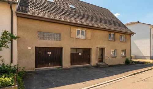 Foto - Sanierungsjuwel in Bestlage Trossingen - Potenzial 3-FH