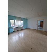 renovierungsbedürftige Wohnung zu vermieten in Tambach - Weitramsdorf