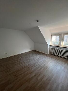 Foto - 4 Zimmer Dachgeschoßwohnung zur Miete in Hildesheim