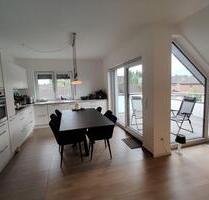 Moderne 3-Zimmer-Wohnung mit Loggia und Carportstellplatz in Enger - Pödinghausen Moderne 3-Zimmer-Wohnung mit Loggia und Carportstellplatz in Enger - Pödinghausen