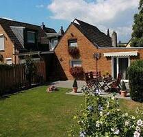 2 Familienhaus Düsseldorf Vennhausen 700qm Grund 170qm WF, Garten