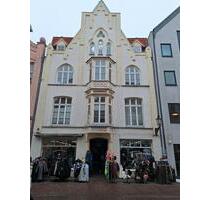 Großzügige Altbauwohnung Wismar Stellplatz Garage