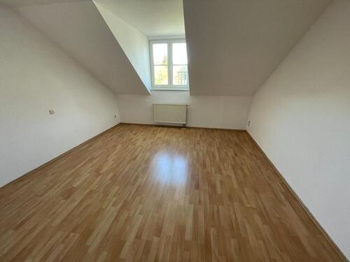 Foto - 3-Zimmer-Dachgeschosswohnung am Markt in Bad Lobenstein