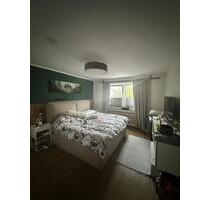 WG-Zimmer zu vermieten - 650,00 EUR Kaltmiete, in Düsseldorf (PLZ: 40625) Stadtbezirk 7