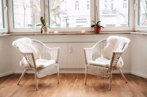 Foto - LICHTER PRAXISRAUM im Univiertel für Einzel-, und Gruppensettings