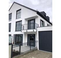 Neubau: Modernes Wohnen in einer 2er WG mit 5 Zimmern - München Allach-Untermenzing