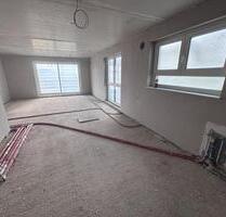 Erstbezug: moderne 4 ZKB, 120qm, barrierefrei, Balkon, Aussicht - Dettenhausen