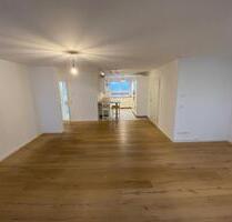 Exklusive 4,5-Zimmer-Wohnung mit Terrasse und Garten in Weissach