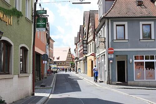 Foto - Gewerbeabteile ab 4,00 € m² im Zentrum von NeustadtAisch