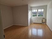 Foto - 3 ZKB Erdgeschosswohnung mit Garten und Garage Nähe Marktkauf GT