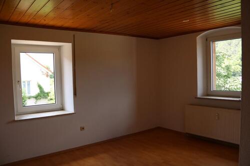 Foto - Etagenwohnung zur Miete in Hirschbach