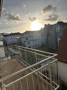 Foto - Top Lage: Helle 2-Zimmer Wohnung am Ringpark in WürzburgSanderau