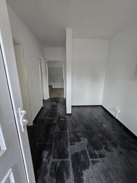 Foto - 2-Zimmer-Erdgeschosswohnung mit Terrasse und Einbauküche