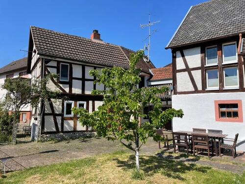 Foto - Charmantes kleines Fachwerkhaus mit Garten und Hof