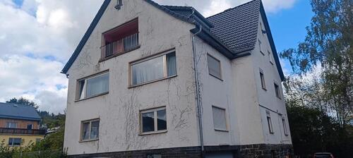 Foto - 8 Zimmer Mehrfamilienhaus, Wohnhaus zum Kaufen in Angelburg