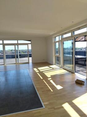 Foto - Traumhaft schöne Penthousewohnung mit toller Dachterrasse in Duisburg zu vermieten