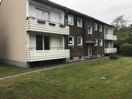 Foto - Gemütliche Balkonwohnung mit Laminat und modernem Duschbad