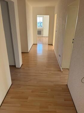 Foto - 5 ZBK-Erdgeschosswohnung mit Terrasse und abgeschlossenem Garten
