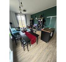 wunderschöne und helle 4-Raum-Wohnung in Tharandt abzugeben