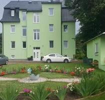 4 Raumwohnung Fußbodenhzg,hochwertiges Bad,Garage,Garten,2.OG - Chemnitz Borna-Heinersdorf