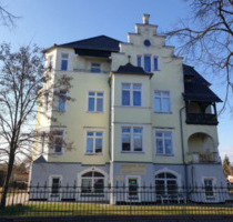 Rißmann-Villa: Sehr große 3-Raum-Wohnung - Genthin