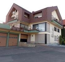 Schönes Architekten-Haus mit Einliegerwohnung und 5 Garagen - Hohenroda