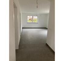 Neubau mit Terasse: Stilvolle 3-Zimmer-EG-Wohnung - Wipperfürth