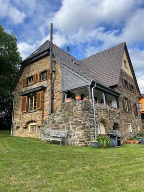 Foto - Aussergewöhnliches Natursteinhaus mit einzigartigem Charakter