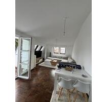 Dachgeschosswohnung 2,5 Zimmer, Rudower Straße, Berlin