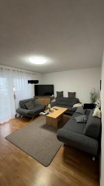 Foto - Helle 3-Zimmer-Wohnung (60 m²) mit Balkon