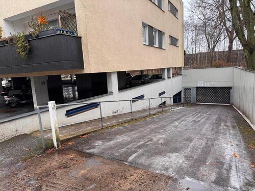 Foto - Tiefgaragenstellplätze sowie Außenstellplätze in Lichterfelde
