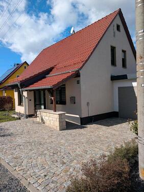 Foto - ‼️Freistehendes Einfamilienhaus mit Garten,Pool und Terrasse ‼️