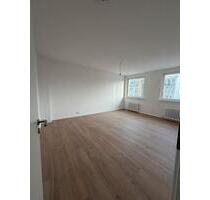 Erstbezug nach umfassender Sanierung 3-Zimmer-Wohnung - Berlin Reinickendorf