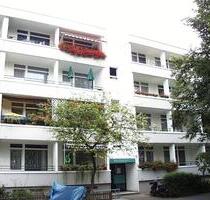 Gut geschnittene 3-Zimmer-Wohnung mit renovierten Badezimmer in Ratingen West