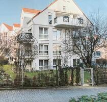 Luxuriöse neuwertige und möblierte Wohnung mit riesigem Garten - Bad Soden am Taunus