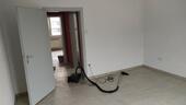 Foto - 2 Zimmer Wohnung Wohnzimmer Küche Diele Bad + Abstellraum+Balkon