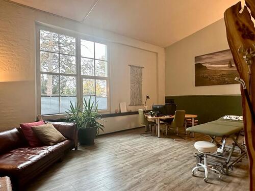 Foto - Untermiete in top ausgestatteten Praxisräumen in zentraler Lage