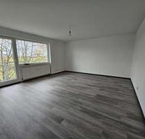 Schöne 1 Zimmer Wohnung mit Balkon in ruhiger Feldlage - Großkrotzenburg