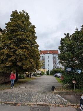 Foto - Frei ab 1.Mai: helle 3 Zi-Whg. mit Süd-West-Balkon + Kfz-St.platz