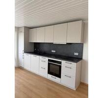 Frisch renovierte 3-Zimmer-DG Wohnung in Oberemmel - Konz