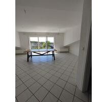 attraktive Wohnung, hell und mordern, 2 ZKB,Balkon,, Hsw.-Holz - Heusweiler