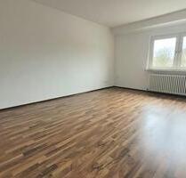 Schöne 2-Zimmer-Wohnung mit Balkon und großer Küche! - Essen Huttrop