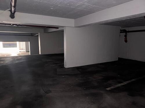 Foto - Tiefgaragenstellplatz mit elektrischem Zugangstor in Langerwehe