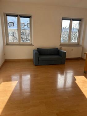 Foto - 3-Zimmer-Wohnung in Frauenland – Miete für 1 Monat (März)