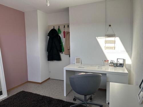Foto - 1 Zimmer Dachgeschoßwohnung zur Miete in Karlsruhe