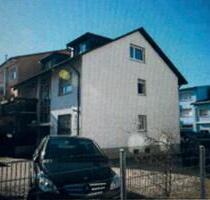 Mehrfamilienhaus mit Werkstatt mitten in Freiburg - Freiburg im Breisgau Betzenhausen
